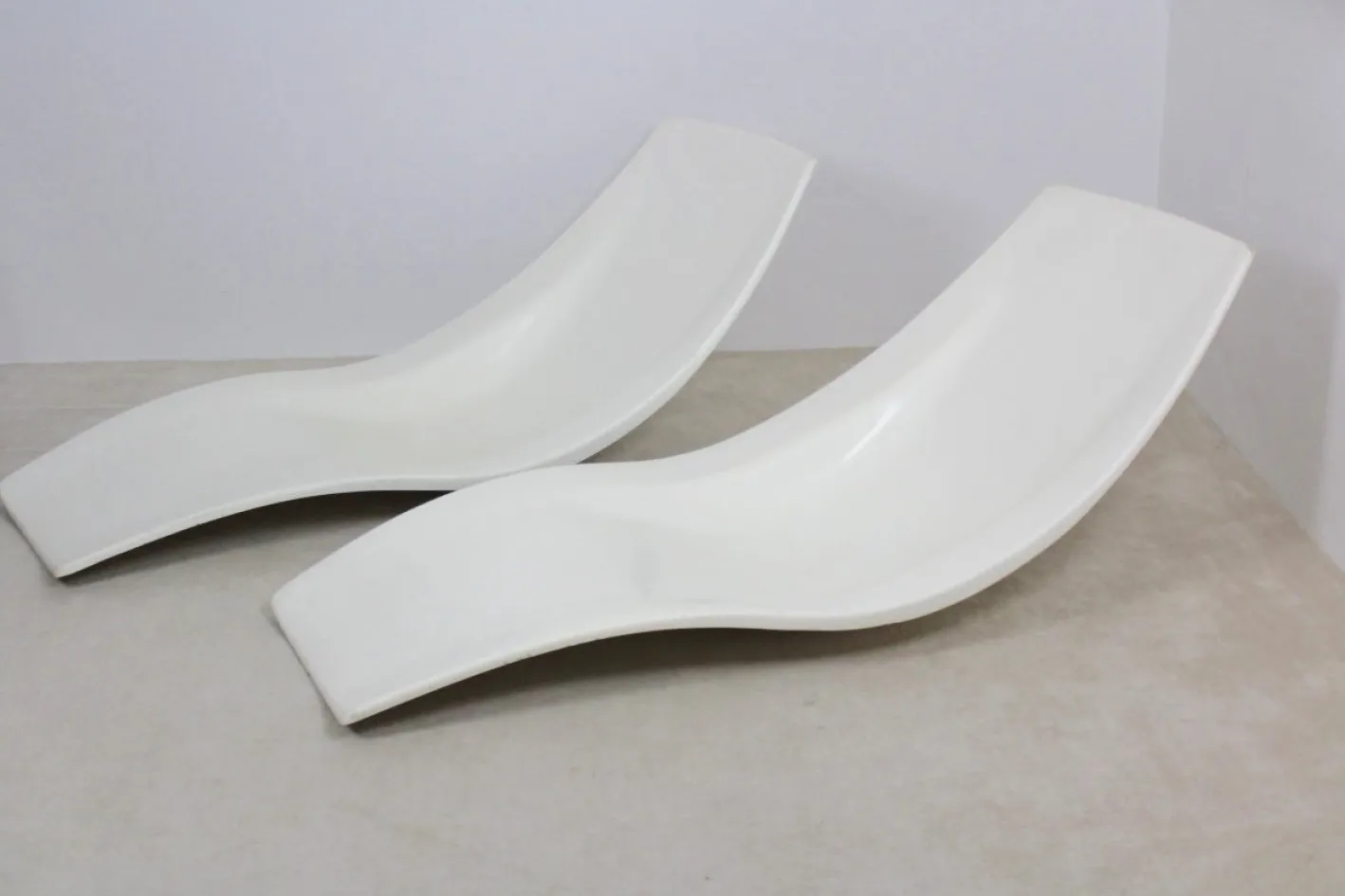 Französische Patio- oder Pool-Chaiselongues aus Polyester, 1960er, 2er Set