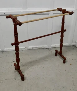 Französischer Handtuchhalter aus Eiche & Messing, 1890er