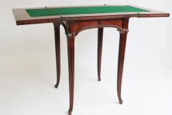 Französischer Jugendstil Spieltisch in Kastanienholz von Emile Gallé, 1905