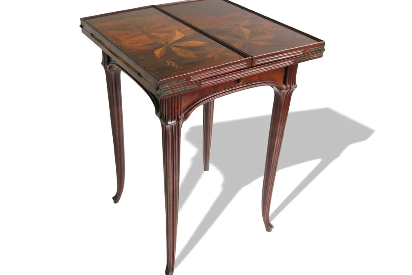Französischer Jugendstil Spieltisch in Kastanienholz von Emile Gallé, 1905