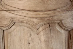 Französischer Kleiderschrank aus gebleichter Eiche, 19. Jh