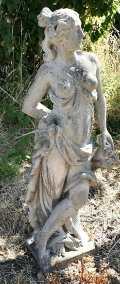 Französischer Künstler, Statue von Diana, 1950, Kunststein