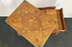Französischer Louis XV Spieltisch, 19. Jh., Frankreich