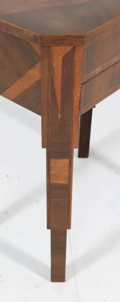 Französischer Nähtisch aus Nussholz, 1930er