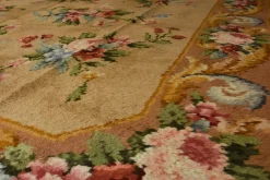 Französischer Savonerie Teppich mit braunen und floralen Motiven, 1920er