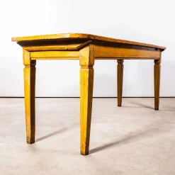 Französischer Vintage Esstisch aus Kunstholz, 1920er