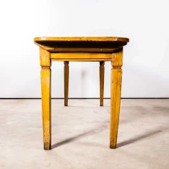 Französischer Vintage Esstisch aus Kunstholz, 1920er