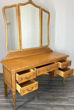 Französischer Vintage Frisiertisch aus Eiche im Louis-Stil mit Spiegel
