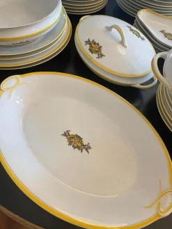Französisches Art Deco Porzellanservice von Limoges, 1920er, 49er Set