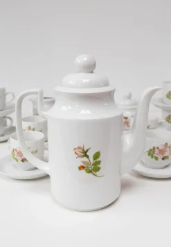 Französisches Kaffeeservice aus Porzellan, 1970er, 23 . Set