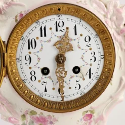 Französische Standuhr im Barockstil aus Porzellan, 1800er