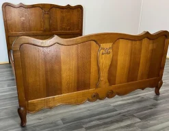 Französisches Vintage Doppelbett aus Eiche