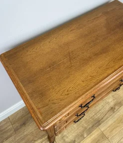 Französische Vintage Louis Kommode mit 3 Schubladen aus Eiche