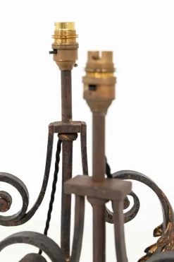 Französische Vintage Tischlampen aus Schmiedeeisen, 1920er, 2er Set