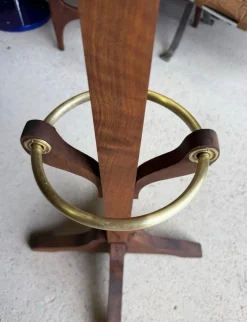 Freistehender Art Deco Garderobenständer