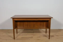 Freistehender Mid-Century Schreibtisch aus Teak, Dänemark, 1960er