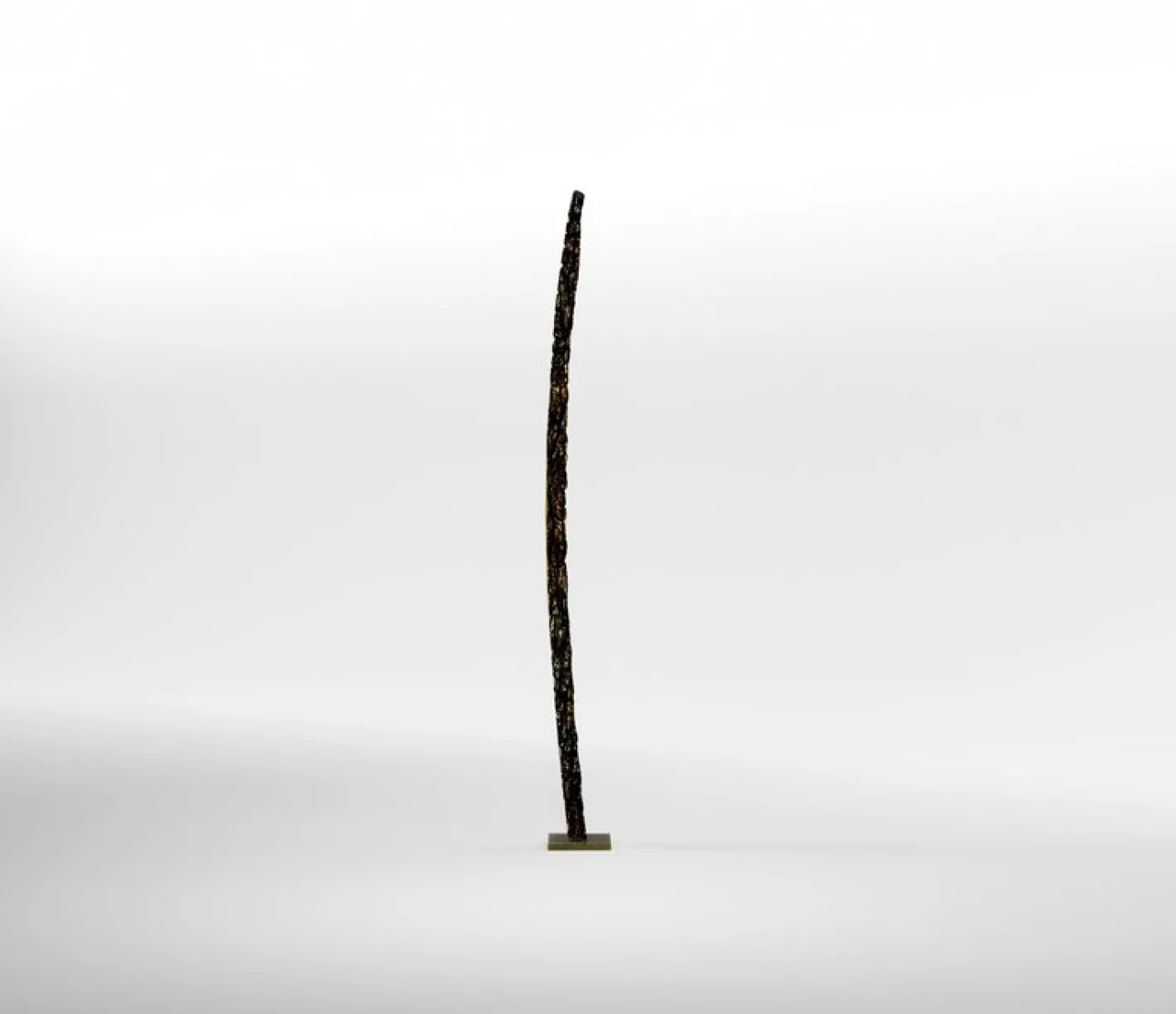 Freistehende Säulenskulptur von Lionel Hamon