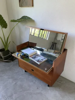 Frisiertisch mit Schubladen von Joseph André Motte für Charron, 1960er