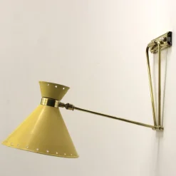 Gelbe Diabolo Wandlampe mit Gelenk von Rene Mathieu für Lunel, 1950er