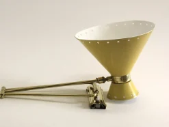 Gelbe Diabolo Wandlampe mit Gelenk von Rene Mathieu für Lunel, 1950er