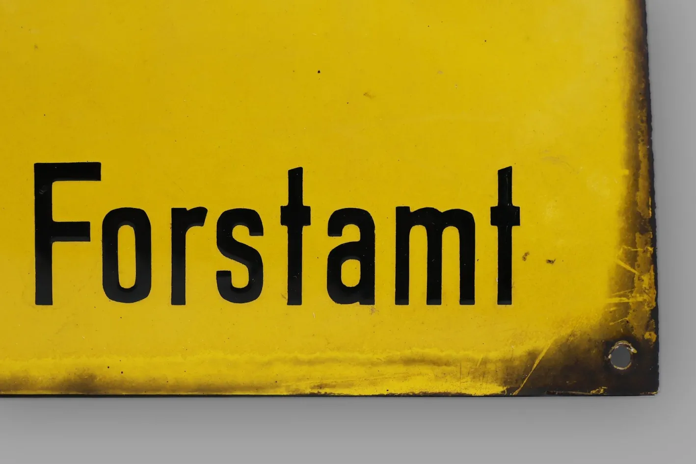 Gelb emailliertes deutsches Vintage Schild, 1900