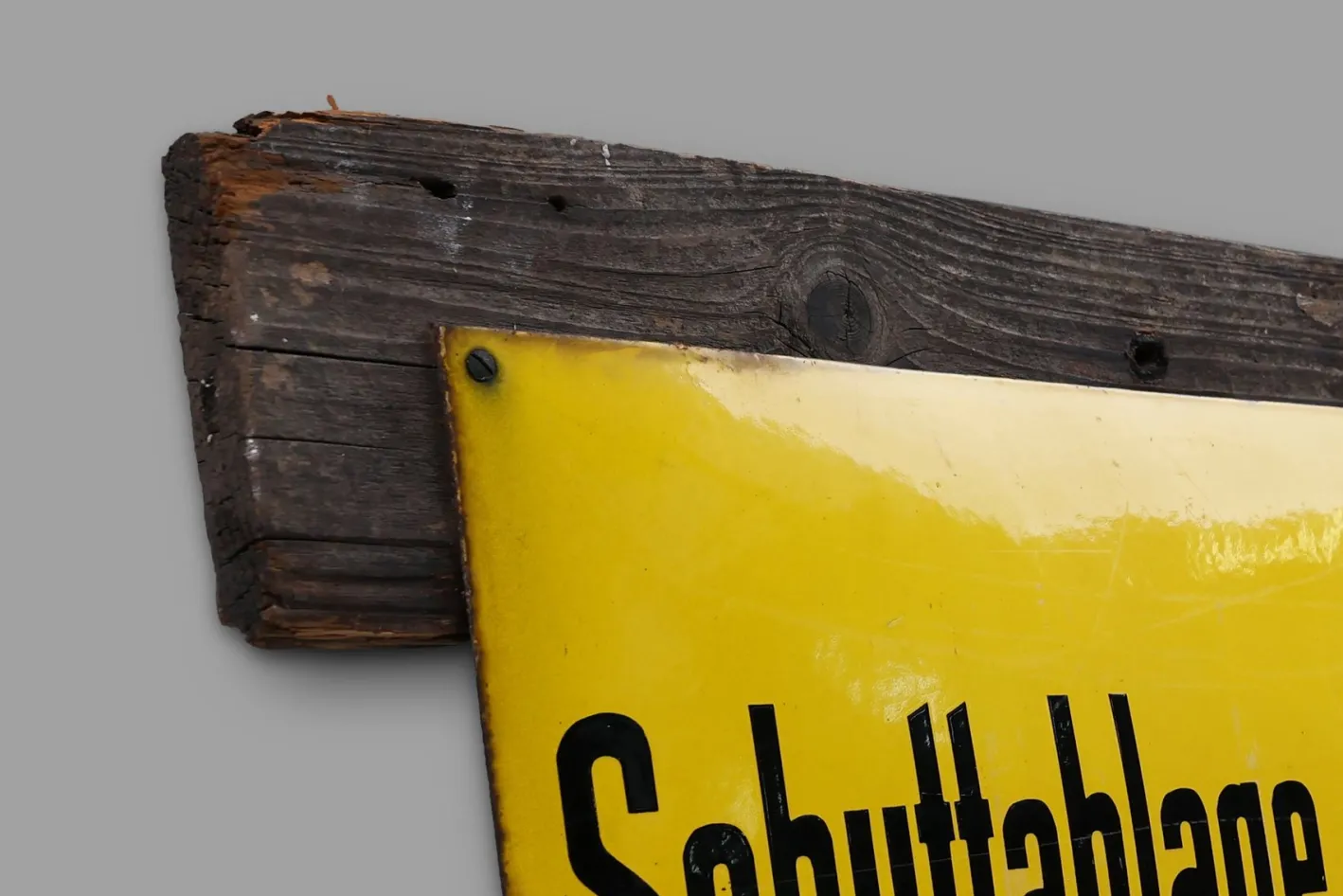 Gelb emailliertes deutsches Vintage Schild, 1900