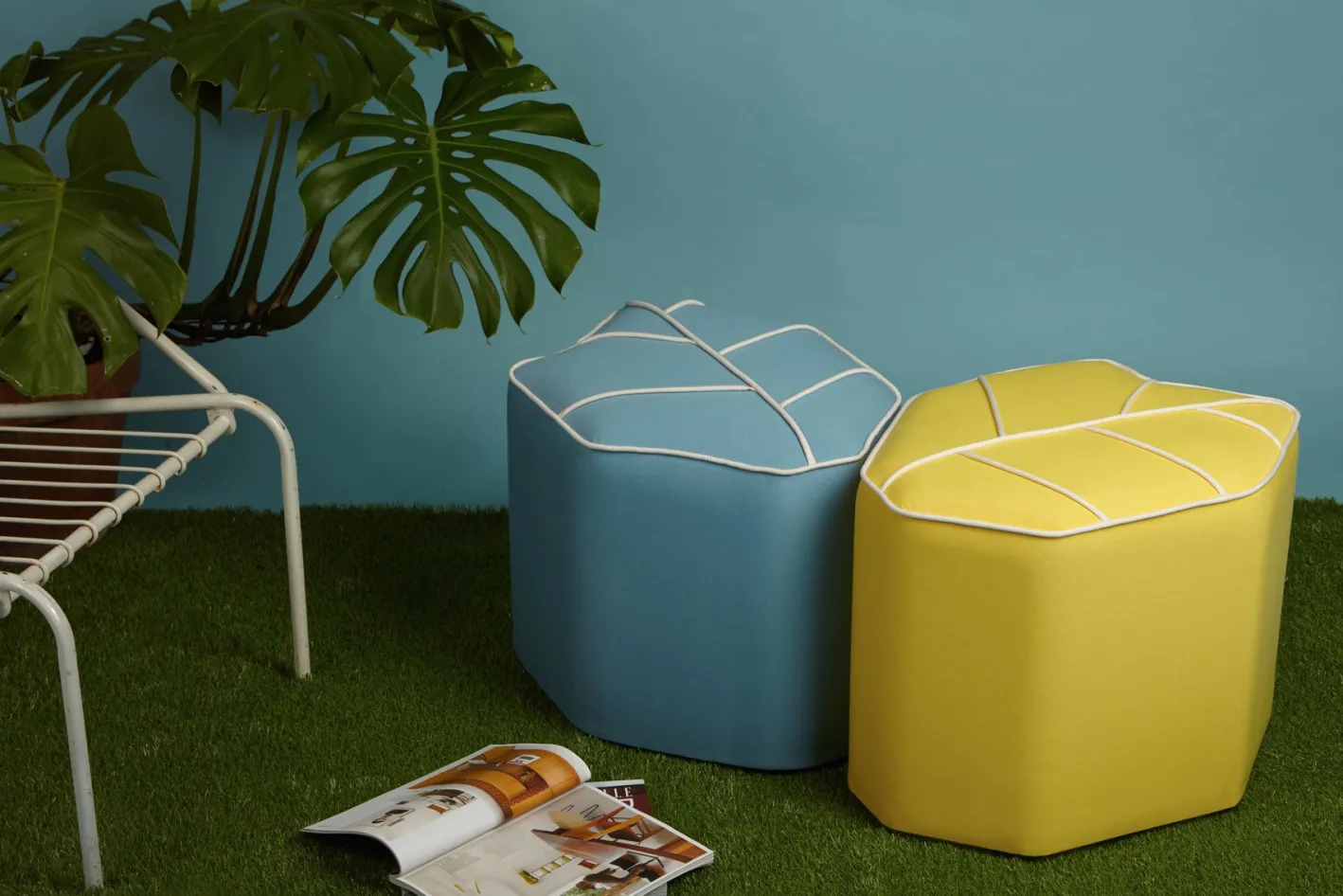 Gelber Outdoor Leaf Sitzpouf von Nicolette de Waart für Design by Nico