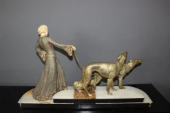 Georges Gori, Frau mit Windhunden, 1925, Faux Chryséléphantine