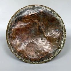 Georgianischer Krug aus handgehämmertem Kupfer mit klappbarem Deckel & Beschlägen aus Messing, 1800er