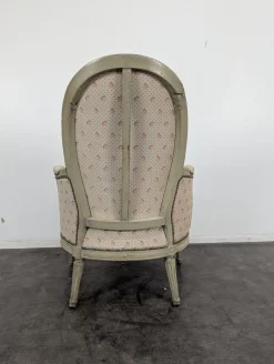 Gepolsterter Louis XVI Bergère Armlehnstuhl