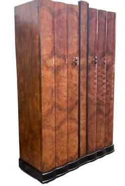 Geriffelter Art Deco Kleiderschrank, 1930