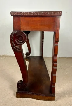 Geschnitzter spanischer Konsolentisch mit Schubladen, 1940er