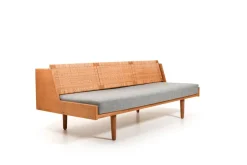 GE-258 Tagesbett aus Eiche & Rohrgeflecht von Hans J. Wegner für Getama, 1950er