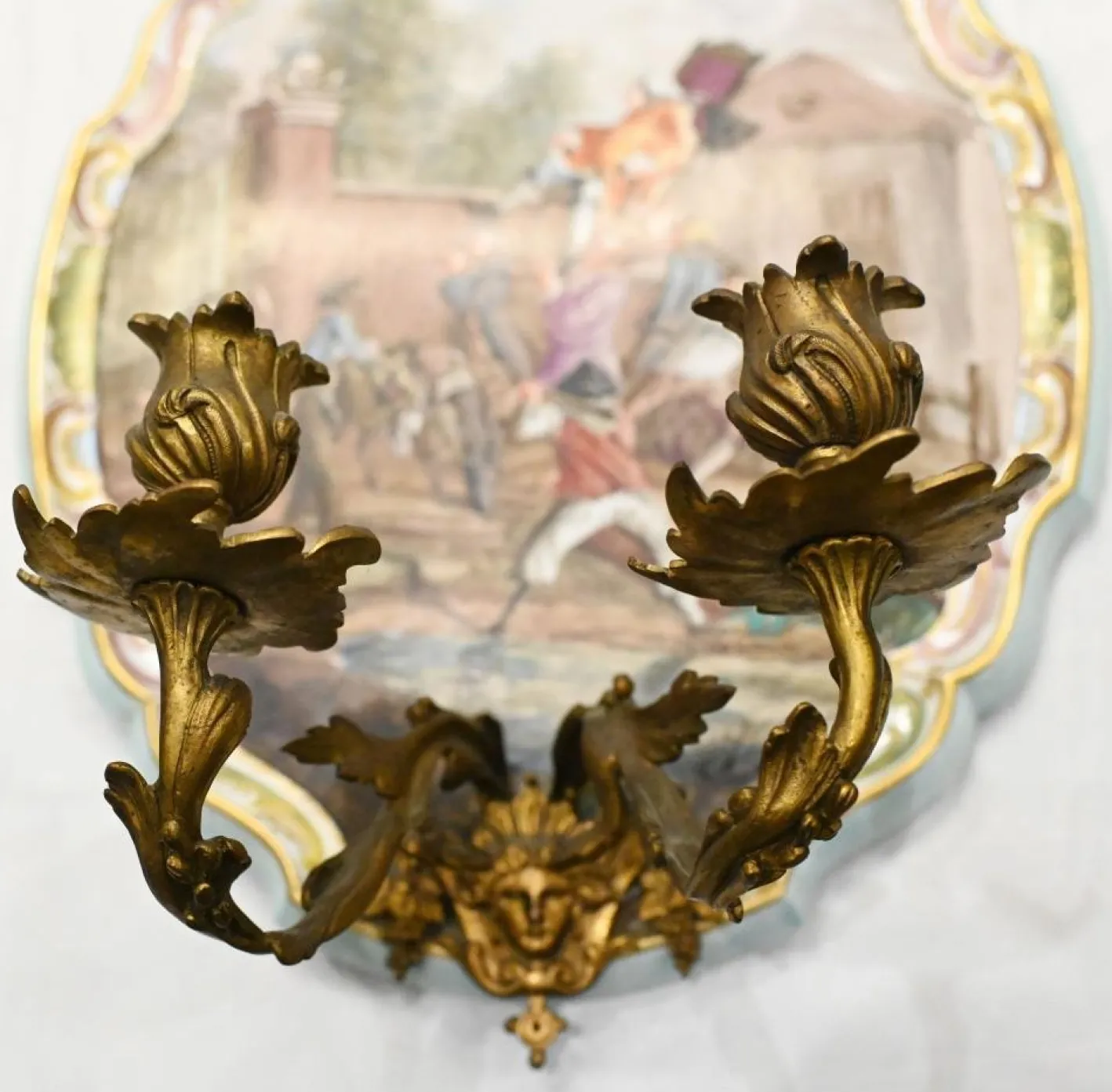 Girandole Bemalte Lille Porzellan Kandelaber Teller, 2 . Set