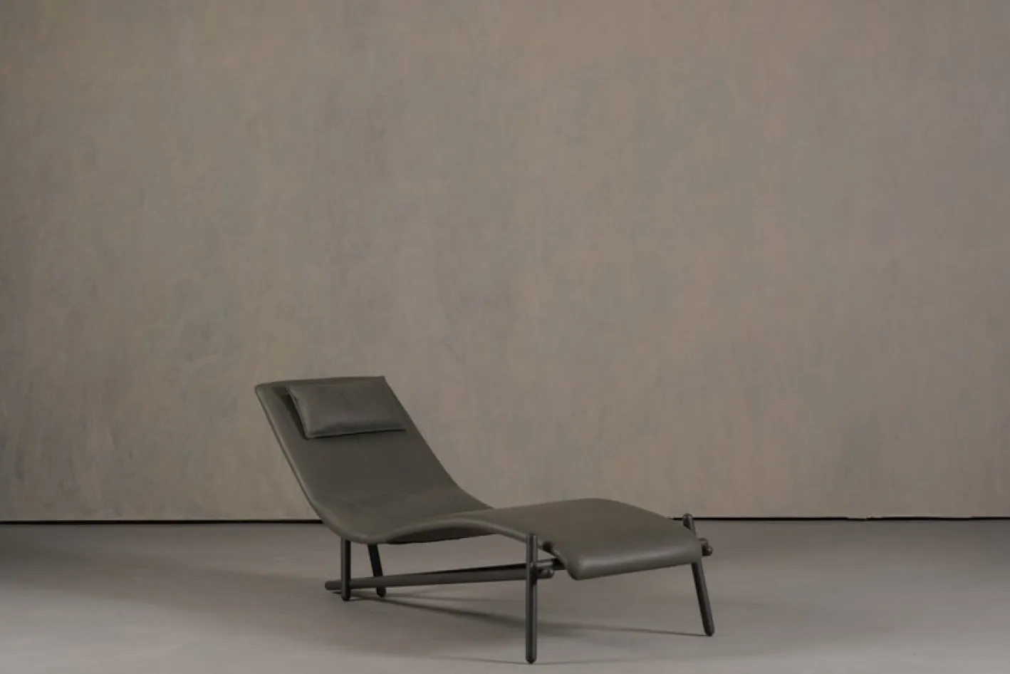 Graue Donovan Chaiselongue aus Leder von Giuseppe Vigano für Cattelan, Italien, 2000er