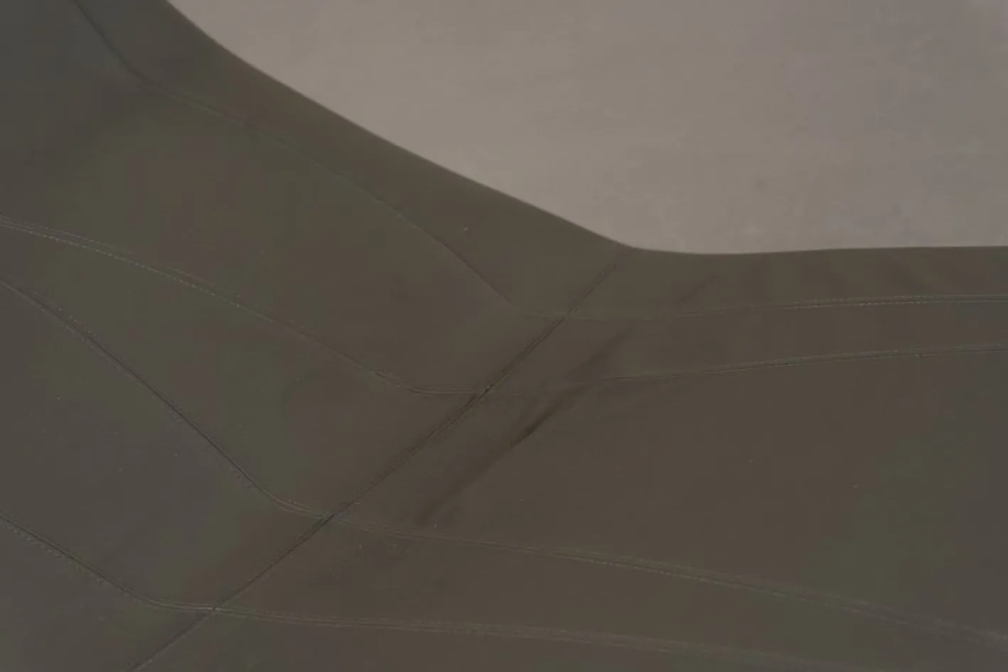 Graue Donovan Chaiselongue aus Leder von Giuseppe Vigano für Cattelan, Italien, 2000er