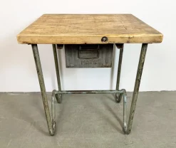 Graue industrielle Vintage Werkbank, 1960er