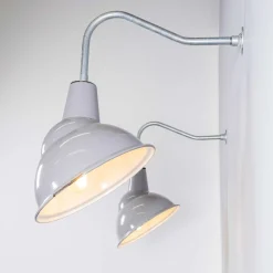 Grau emaillierte industrielle parabolische Lampen von Benjamin Crysteel, 1950er, 2er Set