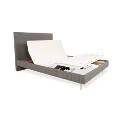 Graues Stoffbett von Schramm