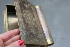 Graviertes Koran Kästchen aus Metall