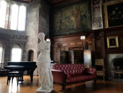 Griechische Statue der Venus von Milo aus Carrara Marmor, 20. Jh