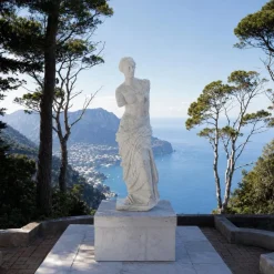 Griechische Statue der Venus von Milo aus Carrara Marmor, 20. Jh