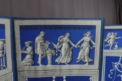 Grisaille-Bildschirm mit blauem Hintergrund