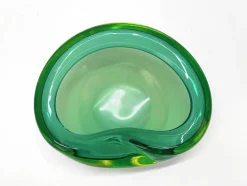 Grüne italienische Mid-Century Sommerso Schale aus Muranoglas von Flavio Poli, 1960er