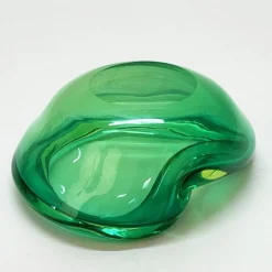 Grüne italienische Mid-Century Sommerso Schale aus Muranoglas von Flavio Poli, 1960er