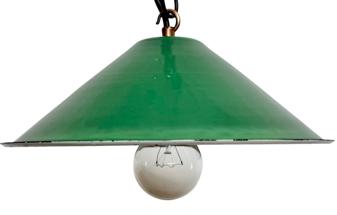 Grün emaillierte industrielle Fabriklampe, 1950er