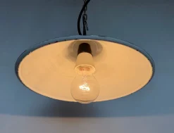 Grün emaillierte industrielle Fabriklampe, 1950er