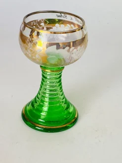 Grün Vergoldete Weingläser, Frankreich, 1940er, 2er Set