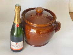 Große Braune Suppenterrine aus glasiertem Steingut mit Deckel, England, 1950