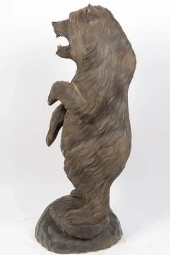 Große Bärenskulptur aus Holz, 20. Jh.